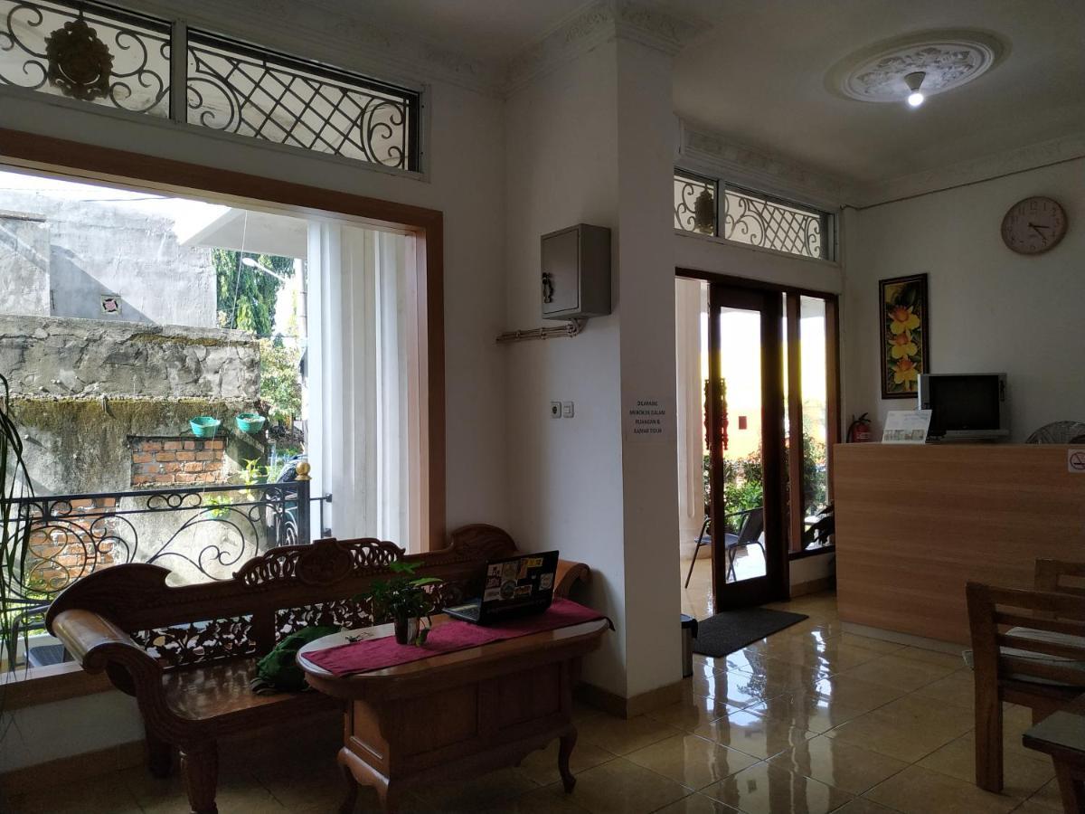 Reddoorz Syariah Near Lahat Station Екстер'єр фото
