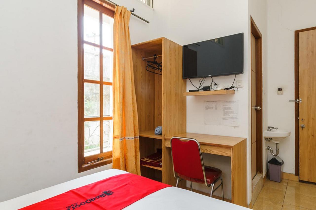 Reddoorz Syariah Near Lahat Station Екстер'єр фото