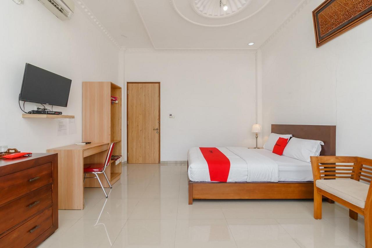 Reddoorz Syariah Near Lahat Station Екстер'єр фото